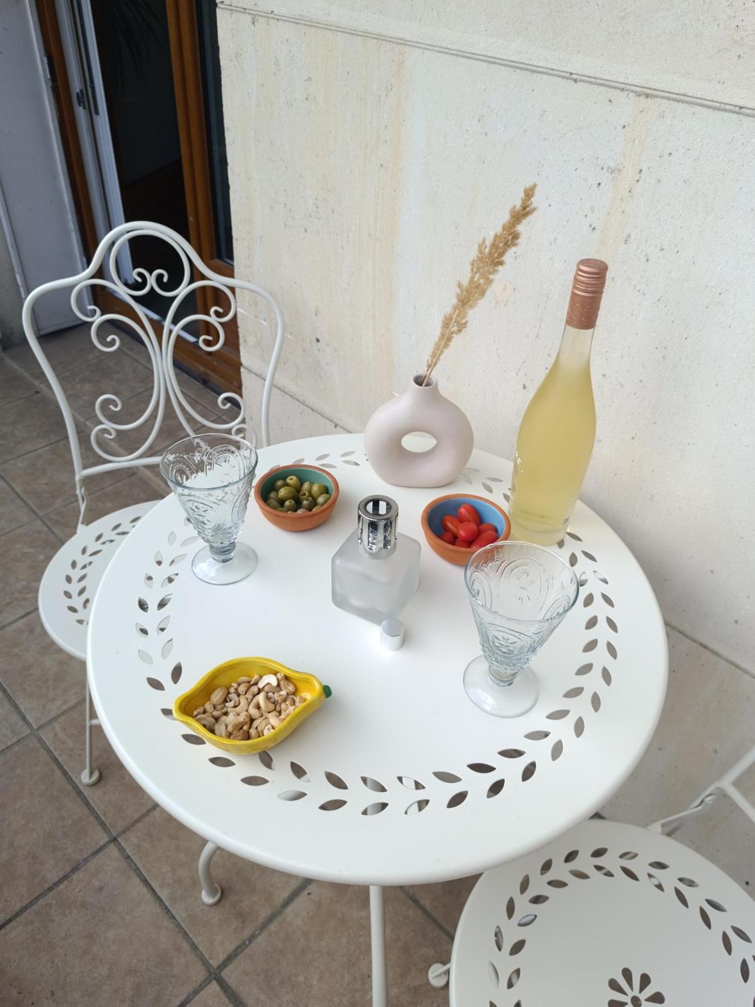 שאווילי-לארו Private Room In Cozy Homestay - Line 14, Direct Access To Paris - Airport Orly מראה חיצוני תמונה